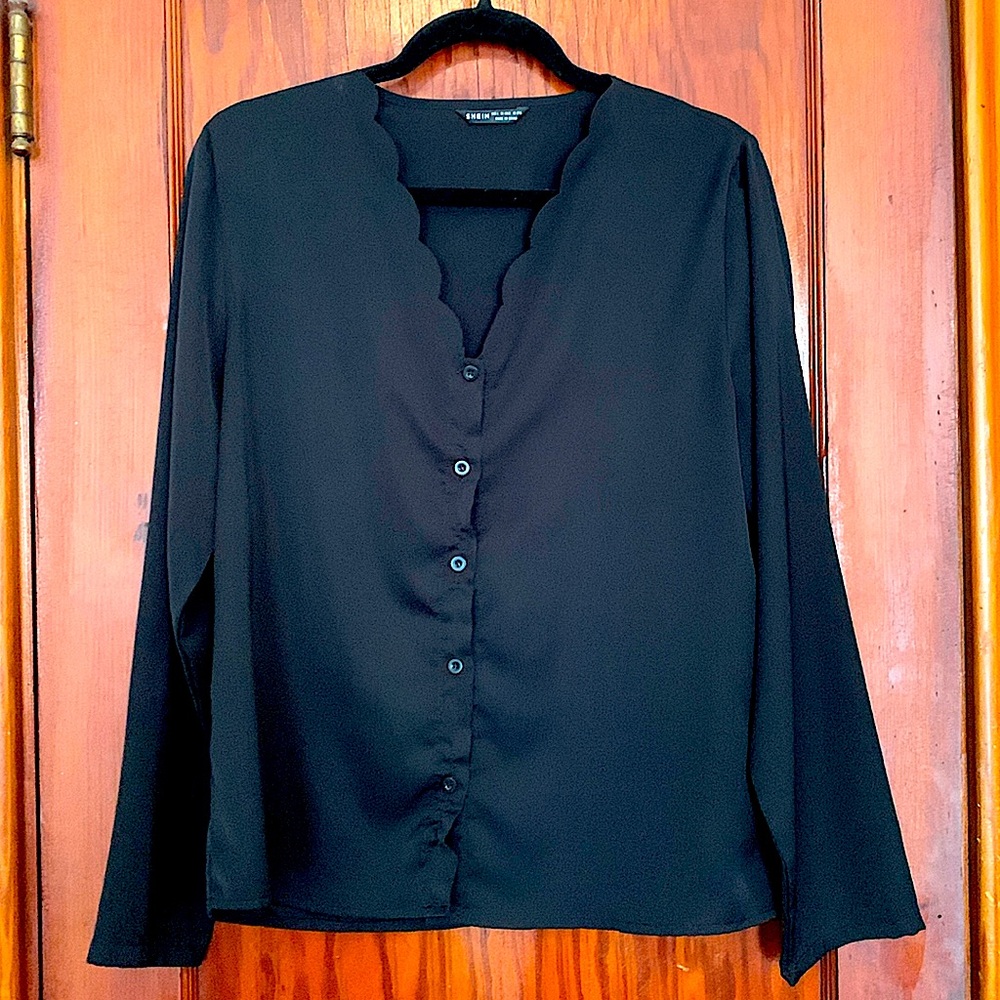 SHEIN women’s button up blouse, size L.